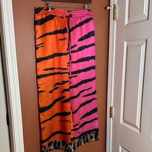 Emy Ave Bold Two-Tone Tiger Stripe Lounge Pants - Orange & Hot Pink